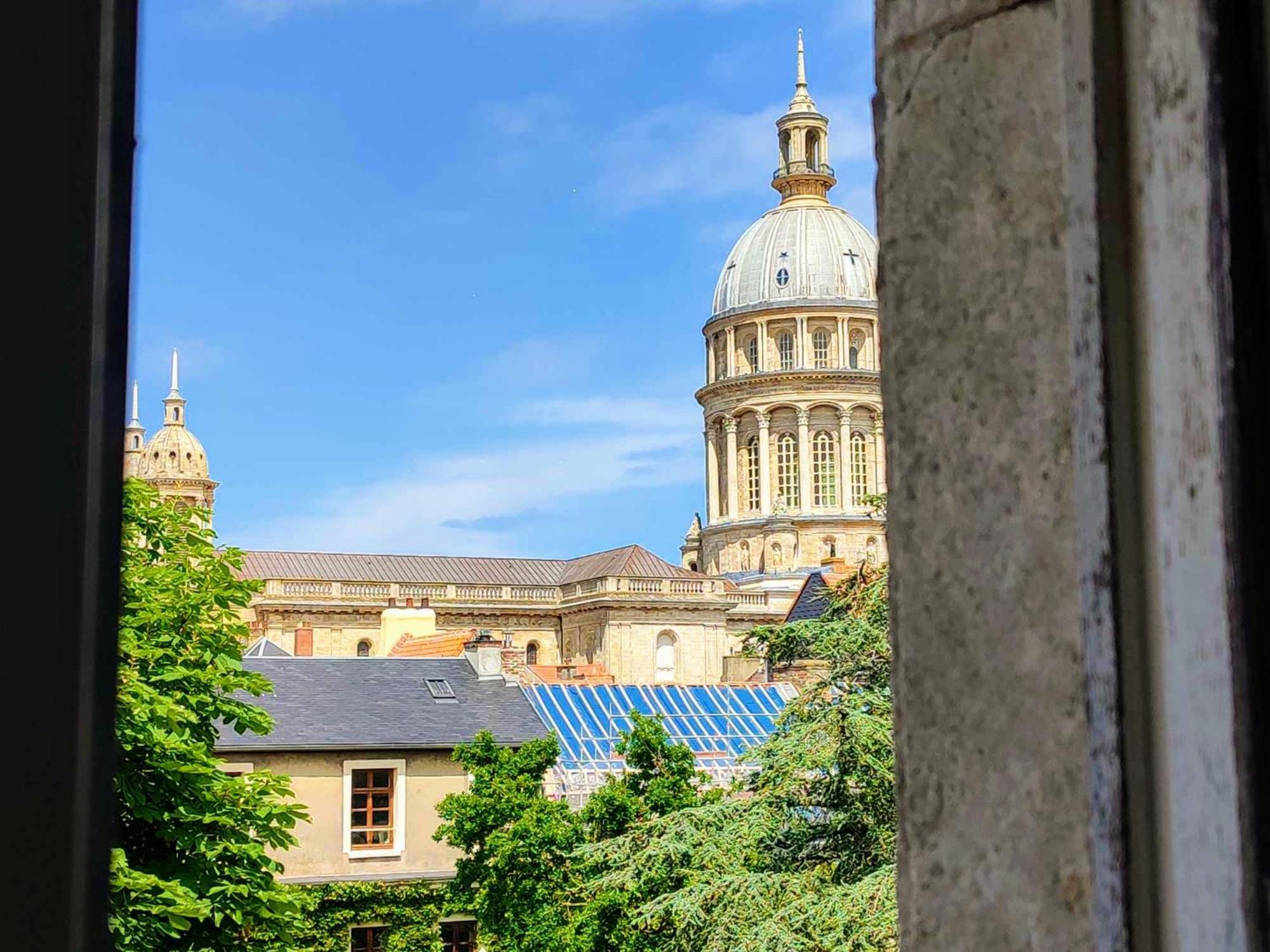 Vue Basilique, Au Coeur De La Vieille Ville 滨海布洛涅 外观 照片